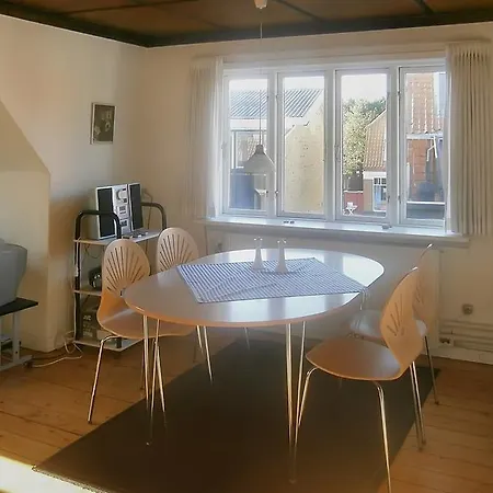 575 With Terrace Apartament